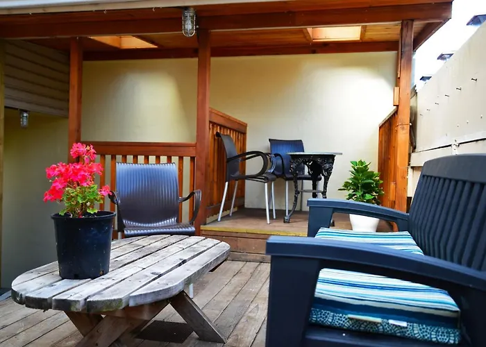 Hideaway Guesthouse